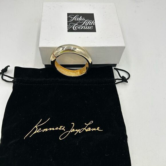 Women’s Kenneth J Lane heavy cuff bracelet - Picture 5 of 6